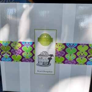Beach Bungalow scentsy house 🏠 warmer